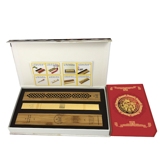 812 Hộp quà Kim Diệp Trầm